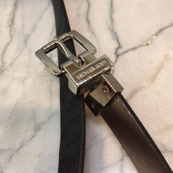Michael Kors Reversible Skinny Belt Medium - Picture 3 of 8